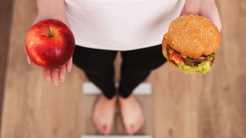 Una forma de perder peso rápidamente es cambiar sus hábitos alimenticios. 